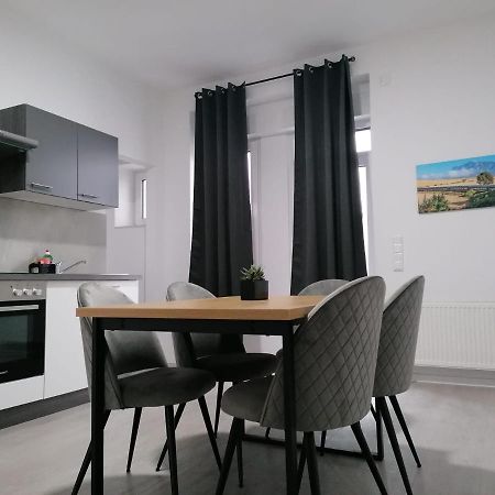 Estrella24 Living Rooms Tokio Херне Экстерьер фото